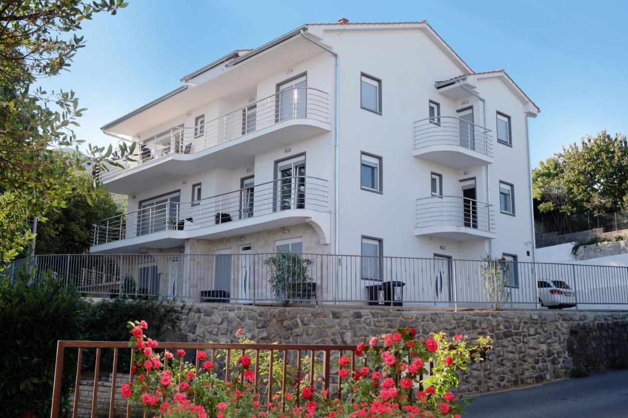 Villa Dragi With Pool, Sauna, & Whirlpool Opatija Exterior photo