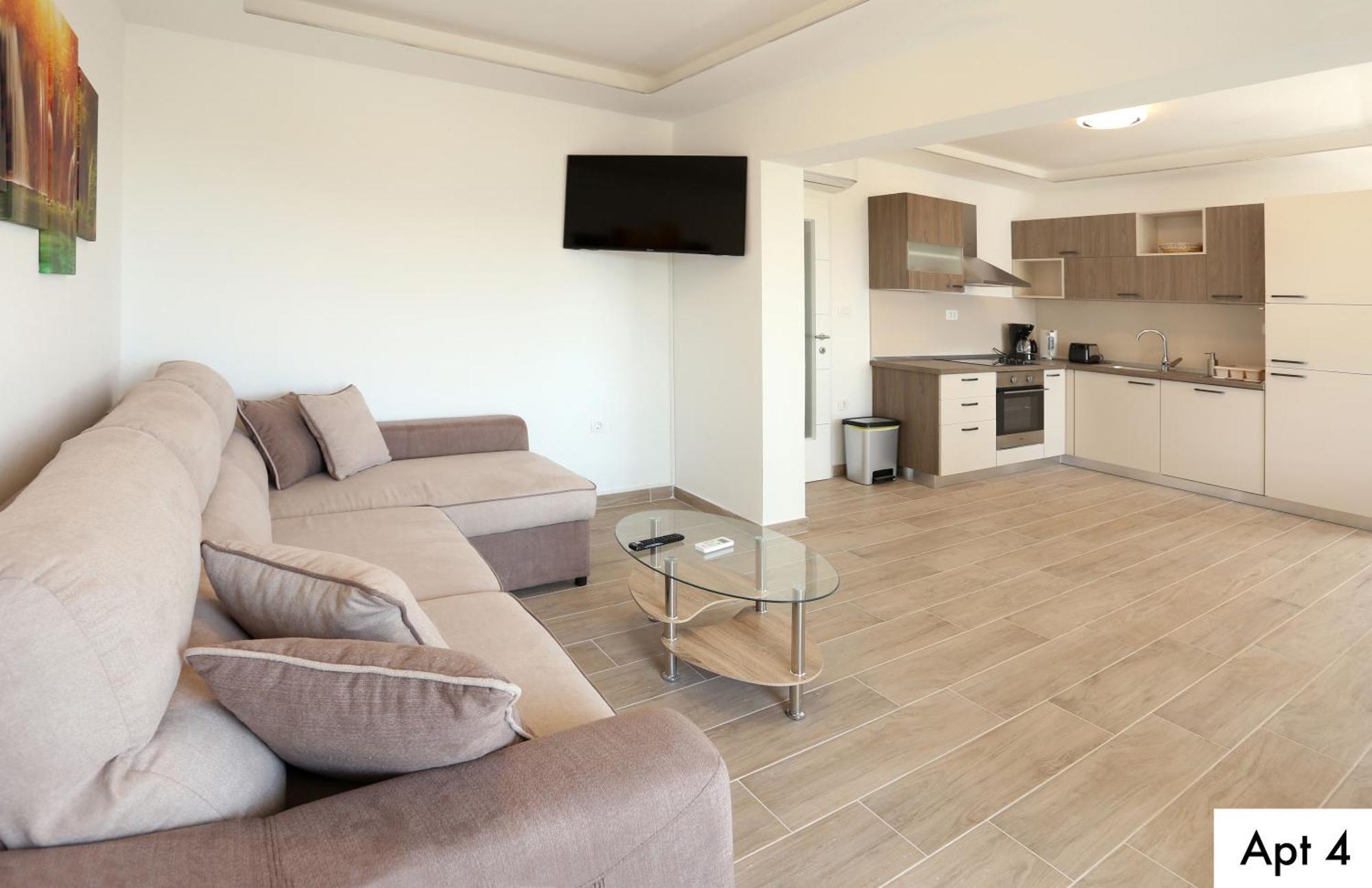 Villa Dragi With Pool, Sauna, & Whirlpool Opatija Room photo