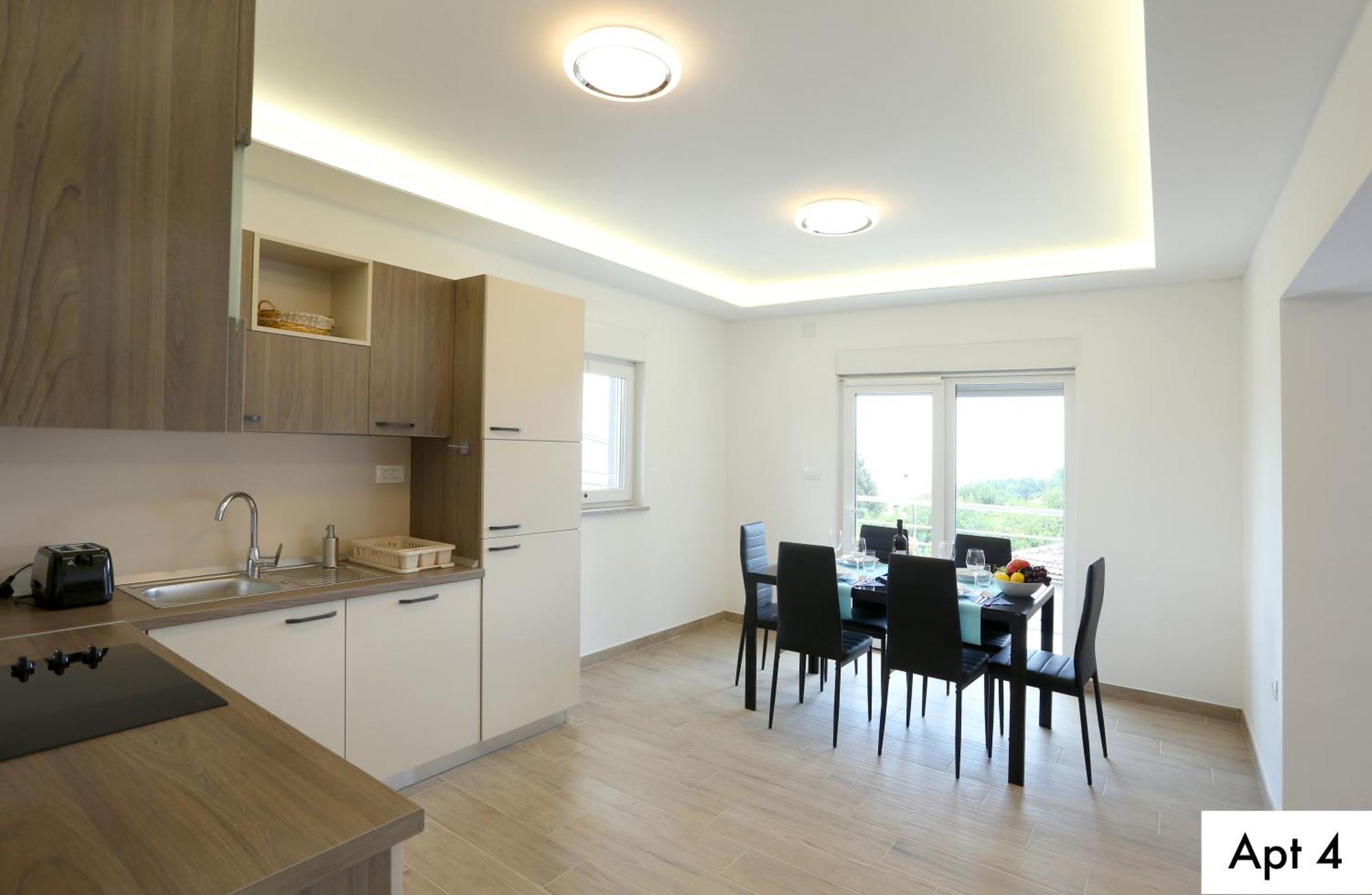 Villa Dragi With Pool, Sauna, & Whirlpool Opatija Room photo